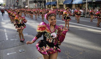 hispanic-day-parade
